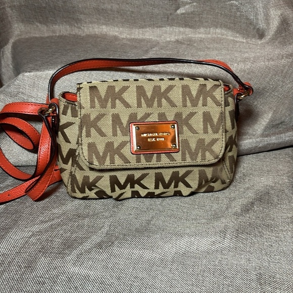 Michael Kors Handbags - Michael Kors Tan Signature Jacquard Mini Crossbody